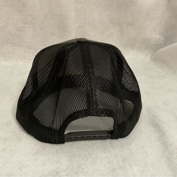 Meow Wolf Flat Bill Hat and Greebles Stud Earrings NWT - Picture 2 of 9